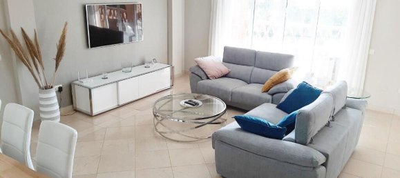 4 bedrooms Villa in Mijas, Spain No. 45130 10