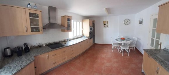 4 bedrooms Villa in Mijas, Spain No. 45130 12