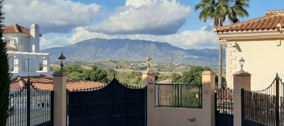 4 bedrooms Villa in Mijas, Spain No. 45130 5