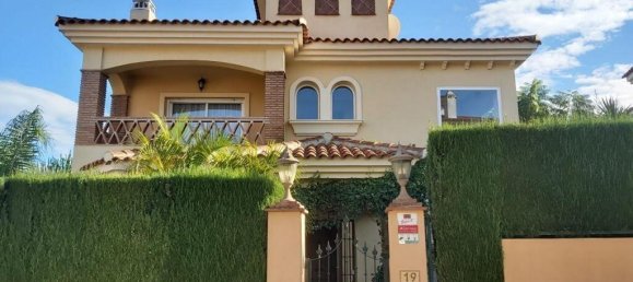 4 bedrooms Villa in Mijas, Spain No. 45130 2