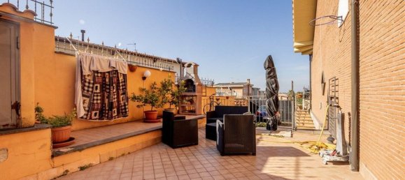 3 rooms Apartment in Fonte Nuova, Italy No. 10624 2