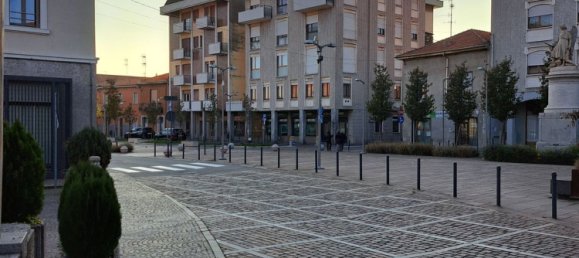 Apartamento de 4 habitaciónes en Magnago, Italy No. 179986 2