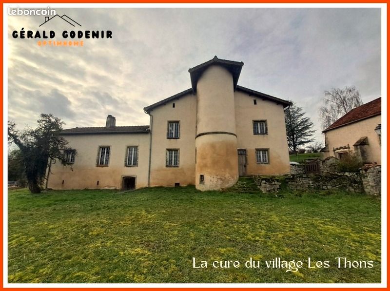 10 rooms House in Les Thons, France No. 73027