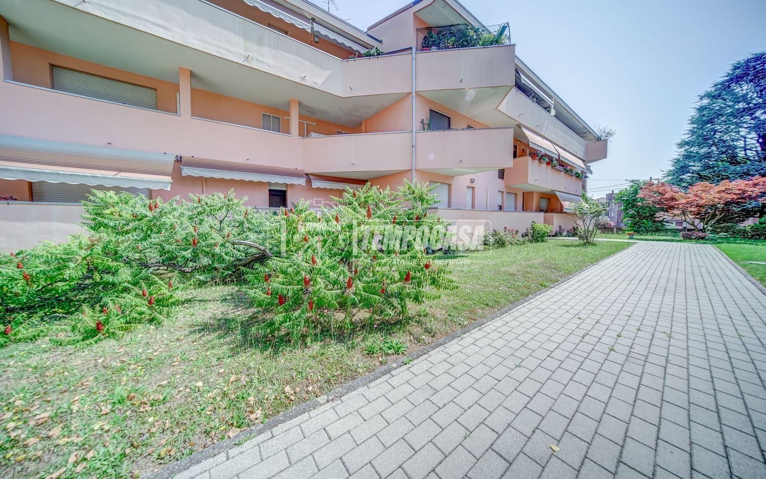 4-Zimmer Wohnung in Somma Lombardo, Italy, Nr. 334192