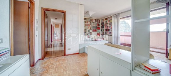 4-Zimmer Wohnung in Somma Lombardo, Italy, Nr. 334192 5