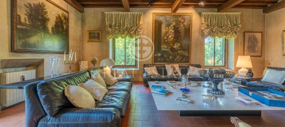 4 bedrooms House in Florence, Italy No. 238026 19