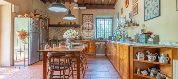 4 bedrooms House in Florence, Italy No. 238026 31