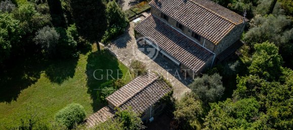 4 bedrooms House in Florence, Italy No. 238026 4