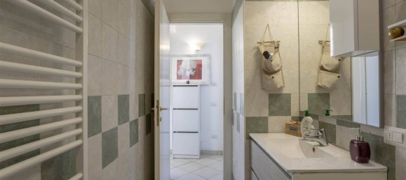 1 bedroom House in Campi Bisenzio, Italy No. 272556 11