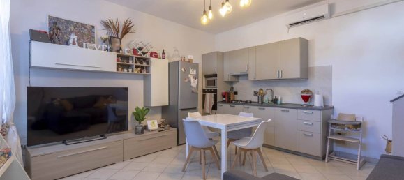 1 bedroom House in Campi Bisenzio, Italy No. 272556 3