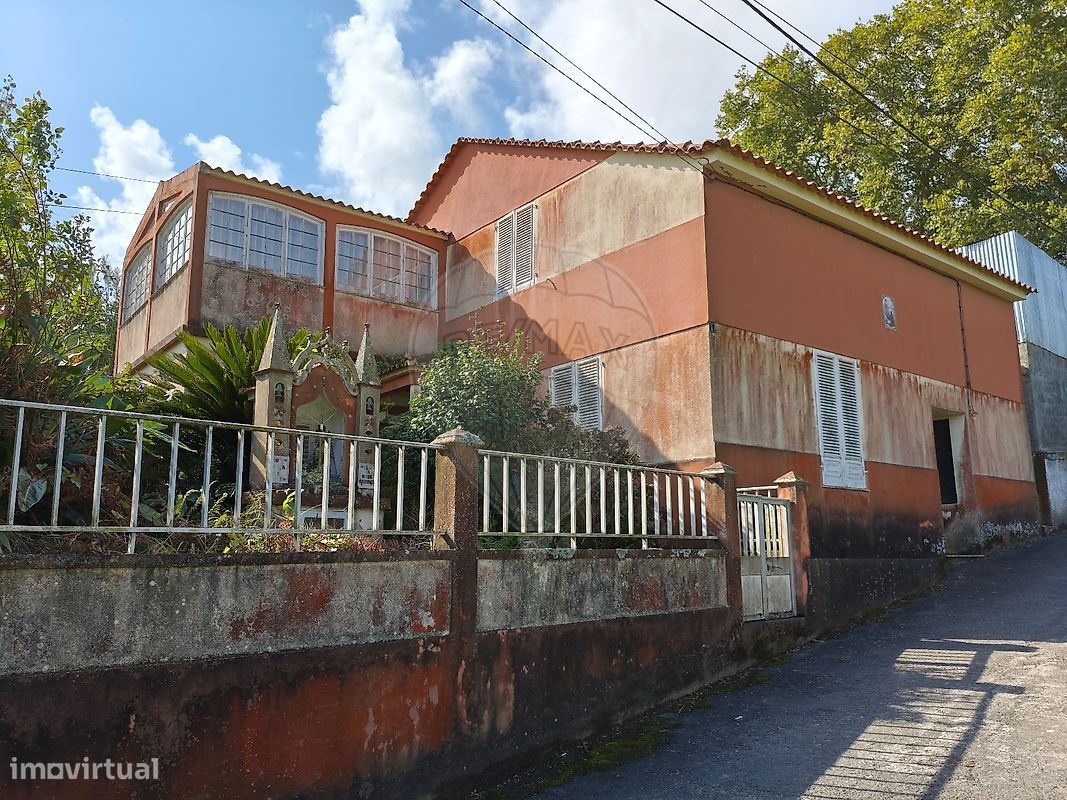 Дом с 4 спальнями в Понта Делгада, Португалия № 46032