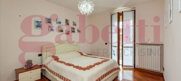 5 rooms Penthouse in Mozzo, Italy No. 236847 9