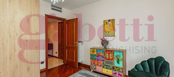 5 rooms Penthouse in Mozzo, Italy No. 236847 4