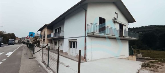 53m² Commercial property in Apollosa, Italy No. 375646 36