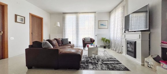 6 rooms House in Rimini, Italy No. 96097 30