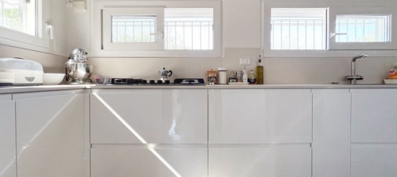 6 rooms House in Rimini, Italy No. 96097 7