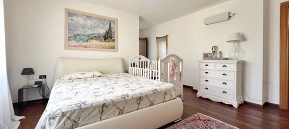 6 rooms House in Rimini, Italy No. 96097 20