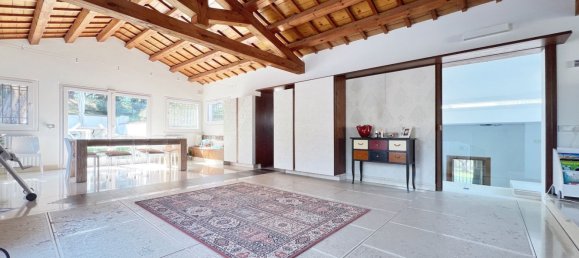 6 rooms House in Rimini, Italy No. 96097 5