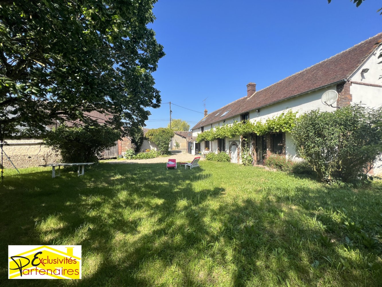 Дом с 4 спальнями в Мезьер-ан-Друэ, Франция № 153553