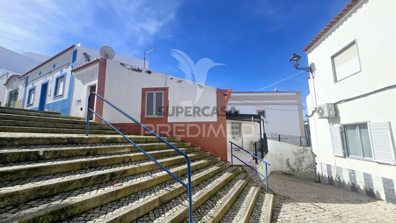 2 bedrooms House in Ferragudo, Portugal No. 213823