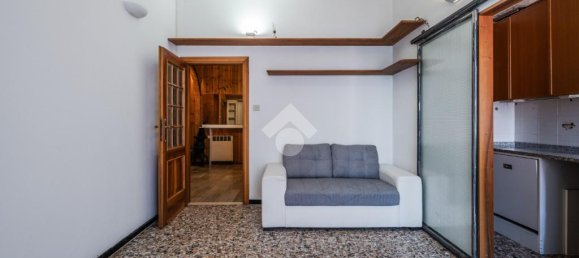 2 bedrooms Apartment in Casalecchio di Reno, Italy No. 352992 3