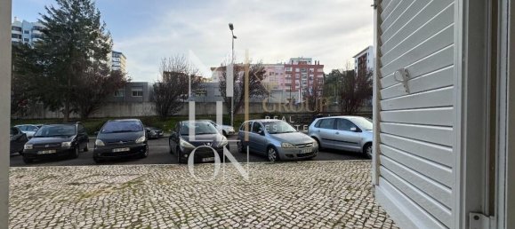 3 bedrooms Apartment in Loures, Portugal No. 94679 9