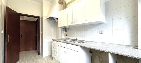 3 bedrooms Apartment in Loures, Portugal No. 94679 10