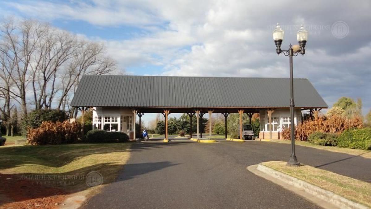  Land in General Rodriguez, Argentina No. 33858