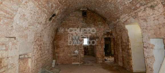 15 Schlafzimmer Haus in Martina Franca, Italy, Nr. 79685 11