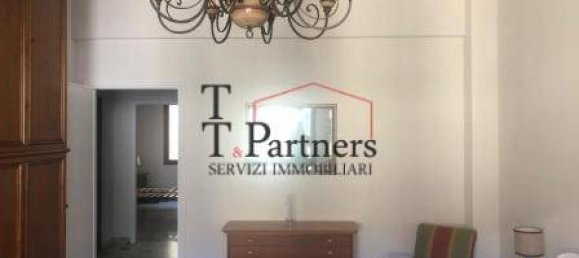 3 bedrooms Apartment in Florence, Italy No. 308273 5