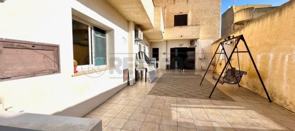 3 Schlafzimmer Villa in Marsala, Italy, Nr. 327018 3