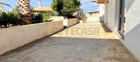 3 Schlafzimmer Villa in Marsala, Italy, Nr. 327018 2