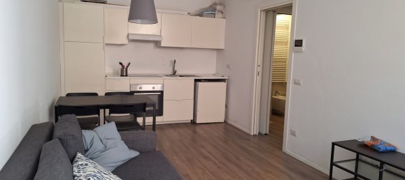 2 Schlafzimmer Wohnung in Milan, Italy, Nr. 360547 3
