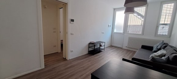2 Schlafzimmer Wohnung in Milan, Italy, Nr. 360547 8