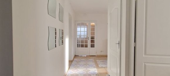 5 bedrooms House in Gien, France No. 210587 8