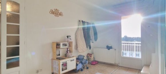 5 bedrooms House in Gien, France No. 210587 7