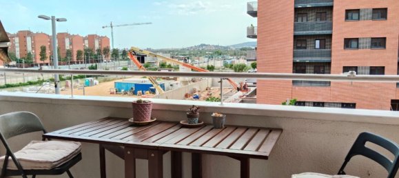 3 chambres Appartement à Cornella De Llobregat, Spain No. 143772 4