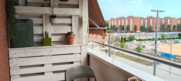3 chambres Appartement à Cornella De Llobregat, Spain No. 143772 3