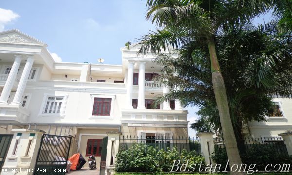 Вилла с 4 спальнями в Бактыльем, Вьетнам № 6440