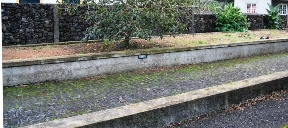 Casa de 3 dormitorios en Angra do Heroismo, Portugal No. 36054 3