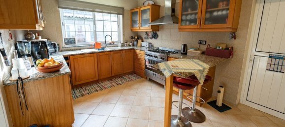 Casa de 3 dormitorios en Angra do Heroismo, Portugal No. 36054 7