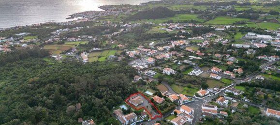 Casa de 3 dormitorios en Angra do Heroismo, Portugal No. 36054 25