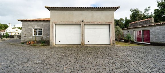 Casa de 3 dormitorios en Angra do Heroismo, Portugal No. 36054 11