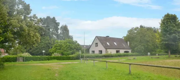 5-salle Maison à Plon, Germany No. 366405 2