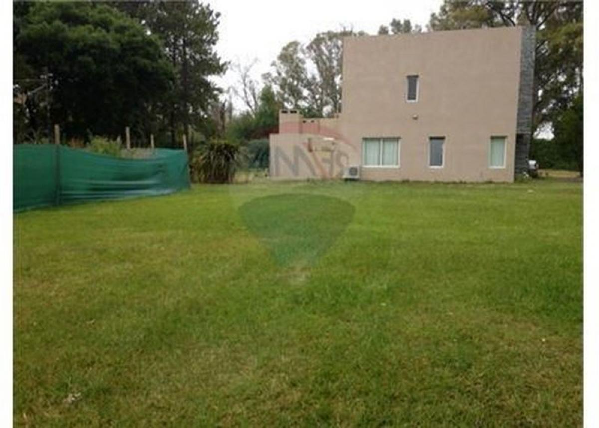 Grundstück in Lujan, Argentina, Nr. 43373