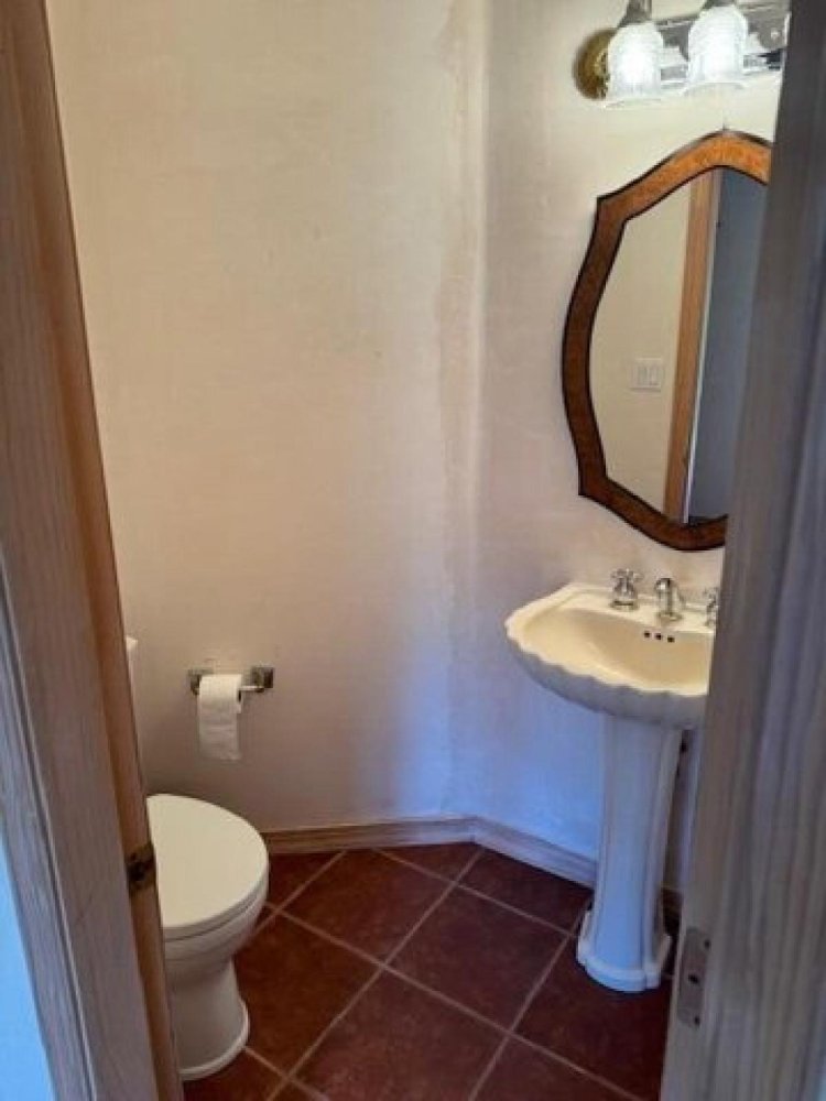 3 bedrooms House in Cedar Crest, USA No. 388485