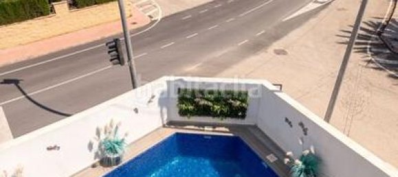 3 bedrooms House in Daya Nueva, Spain No. 129371 3