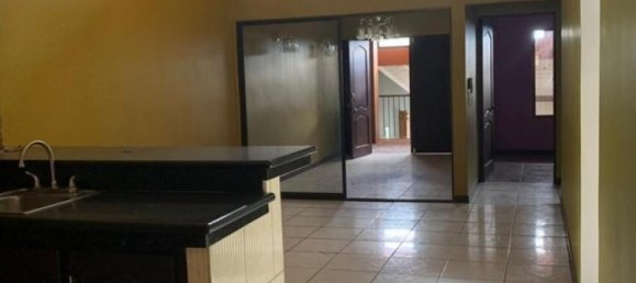 4 chambres house à vendre à Alajuela, Costa Rica № 319 5