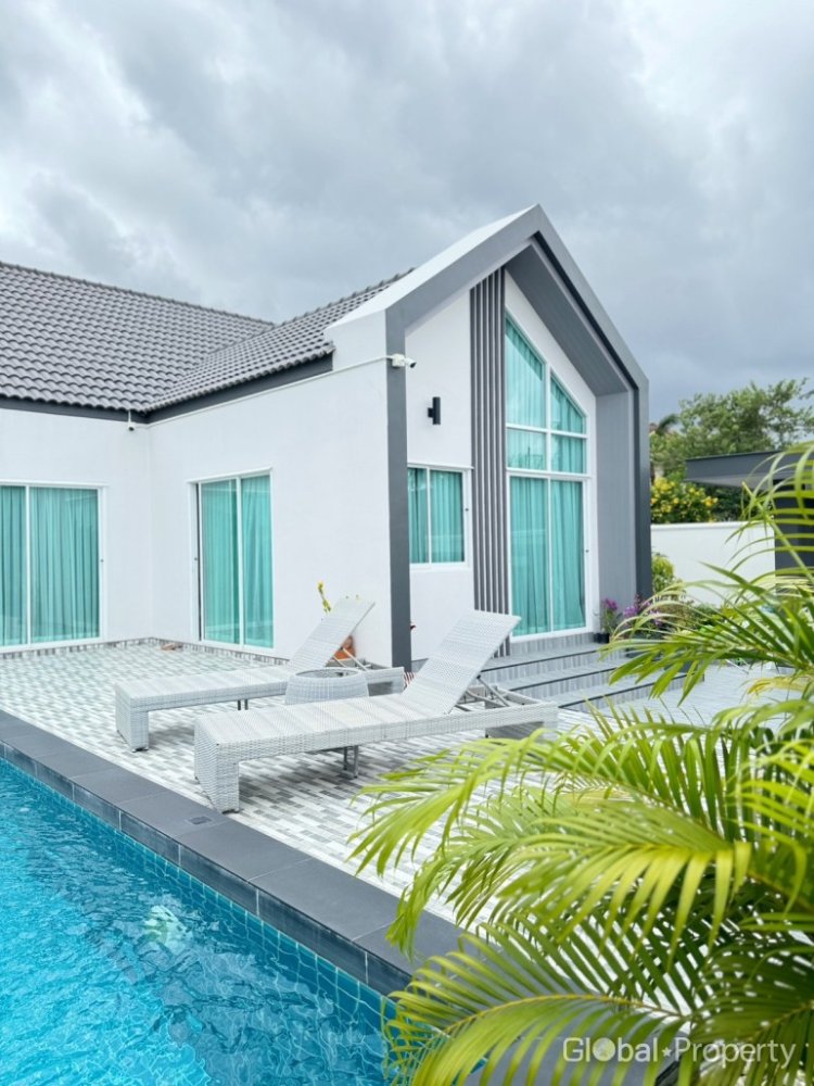 3 bedrooms Cafe / restaurant in Pattaya, Thailand No. 23014