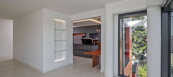 Propiedad comercial de 1 dormitorio en Dresden, Germany No. 76817 8